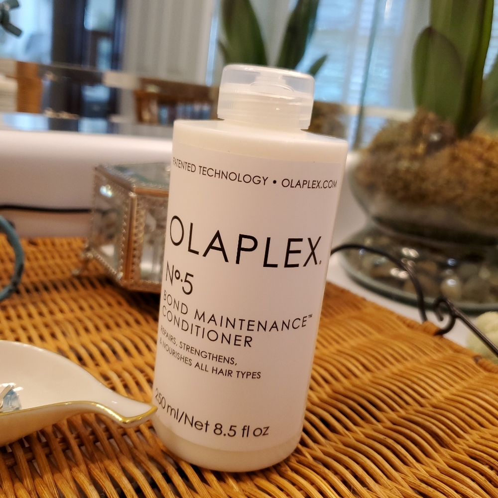 Olaplex No.5 Bond Maintenance conditioner